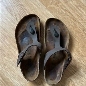 Birkenstock Gizeh Leather Sandals Size 40